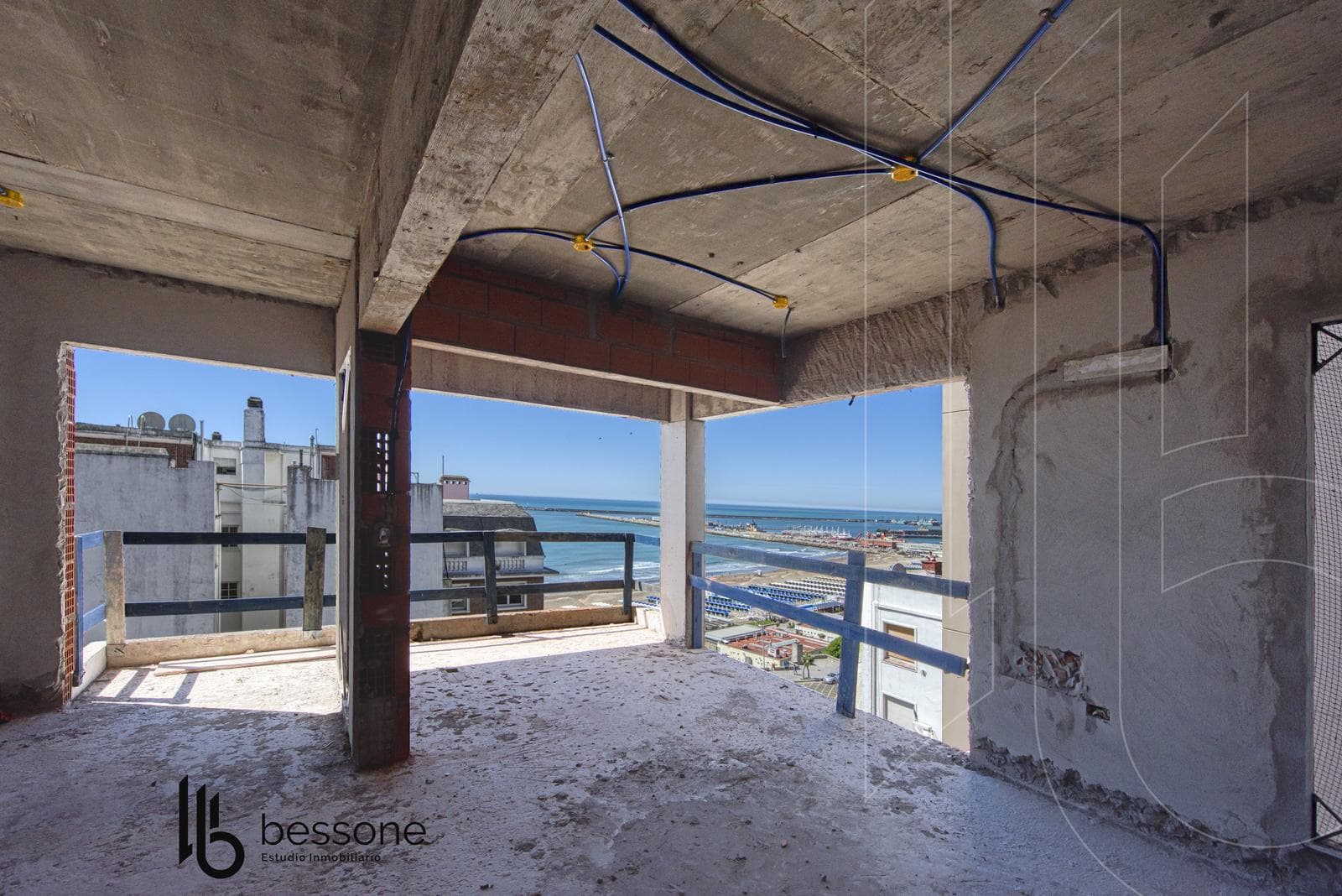 Departamento en obra en Playa Grande