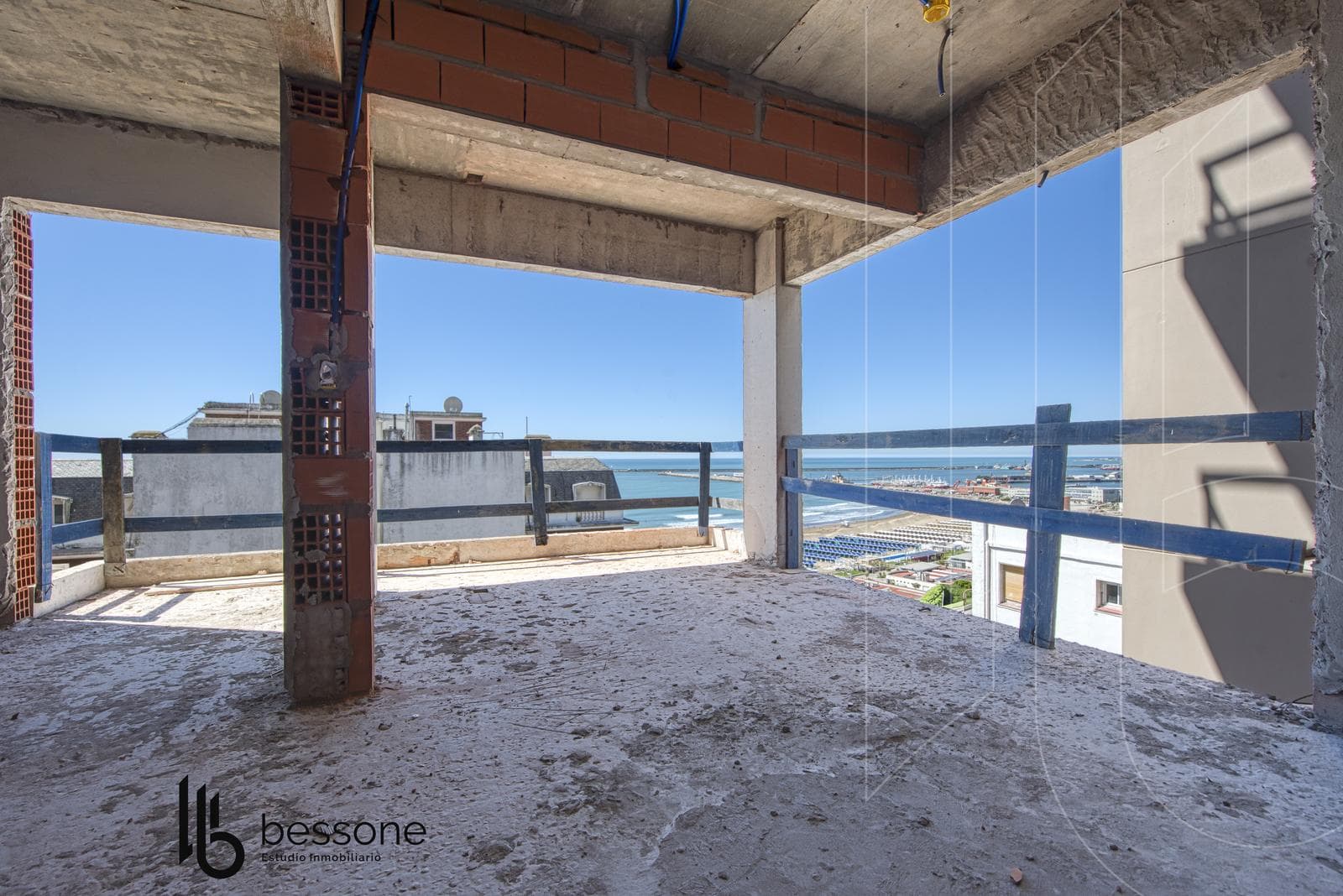 Departamento en obra en Playa Grande