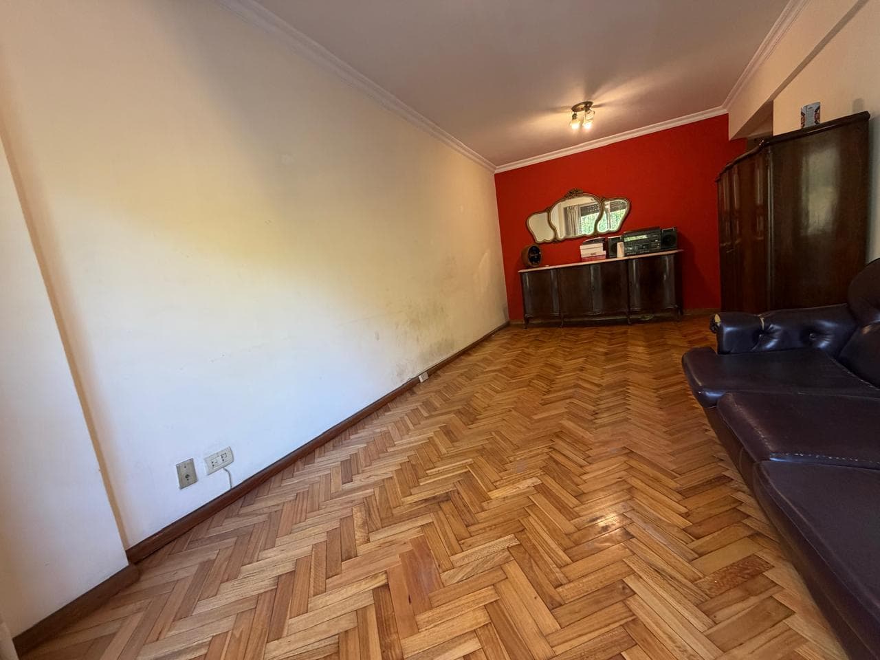 4-Bedroom Apartment for Sale with Garage in Parque Chacabuco