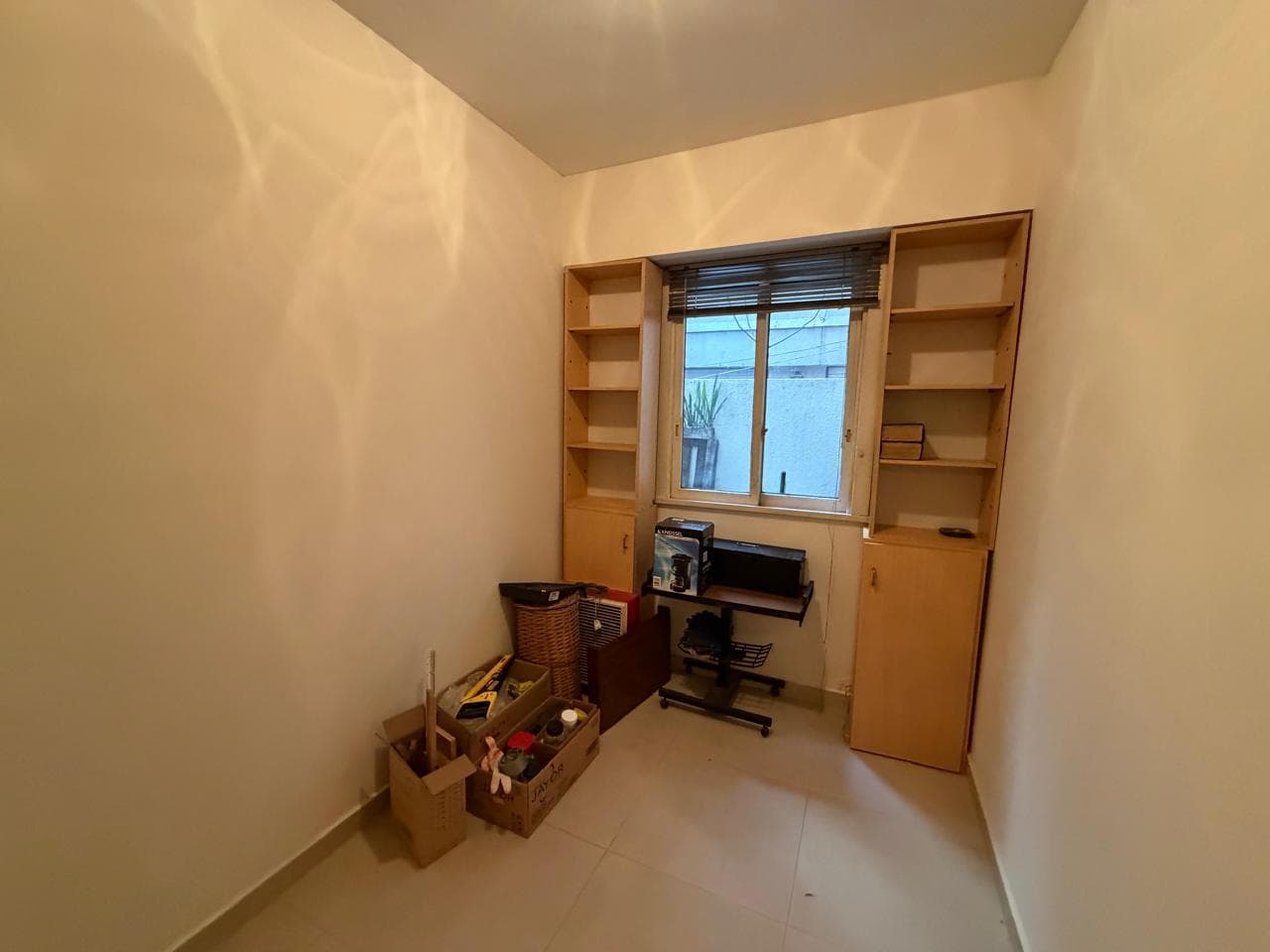 4-Bedroom Apartment for Sale with Garage in Parque Chacabuco
