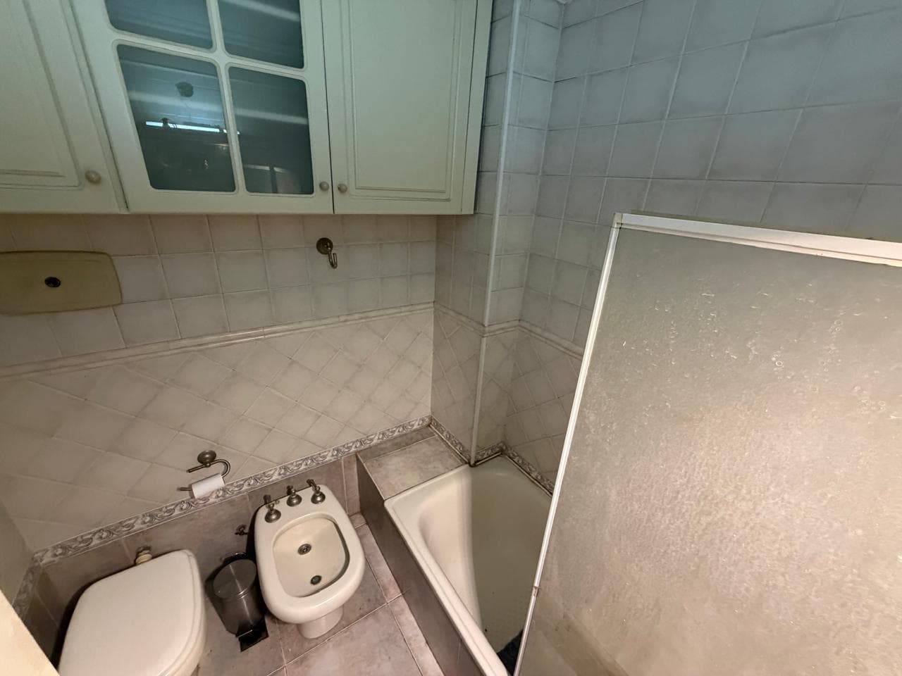 4-Bedroom Apartment for Sale with Garage in Parque Chacabuco