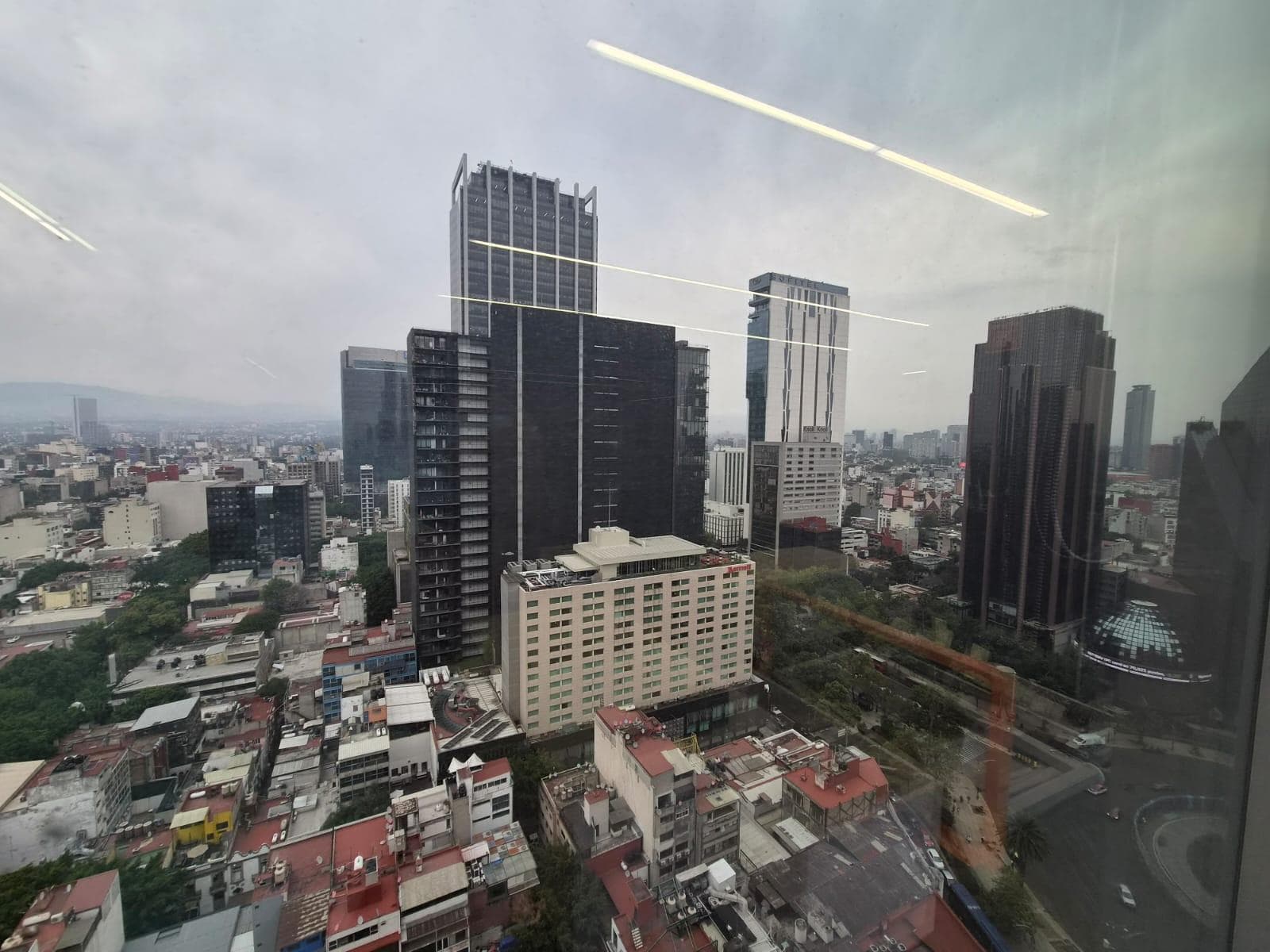 Office for Rent on Paseo de la Reforma