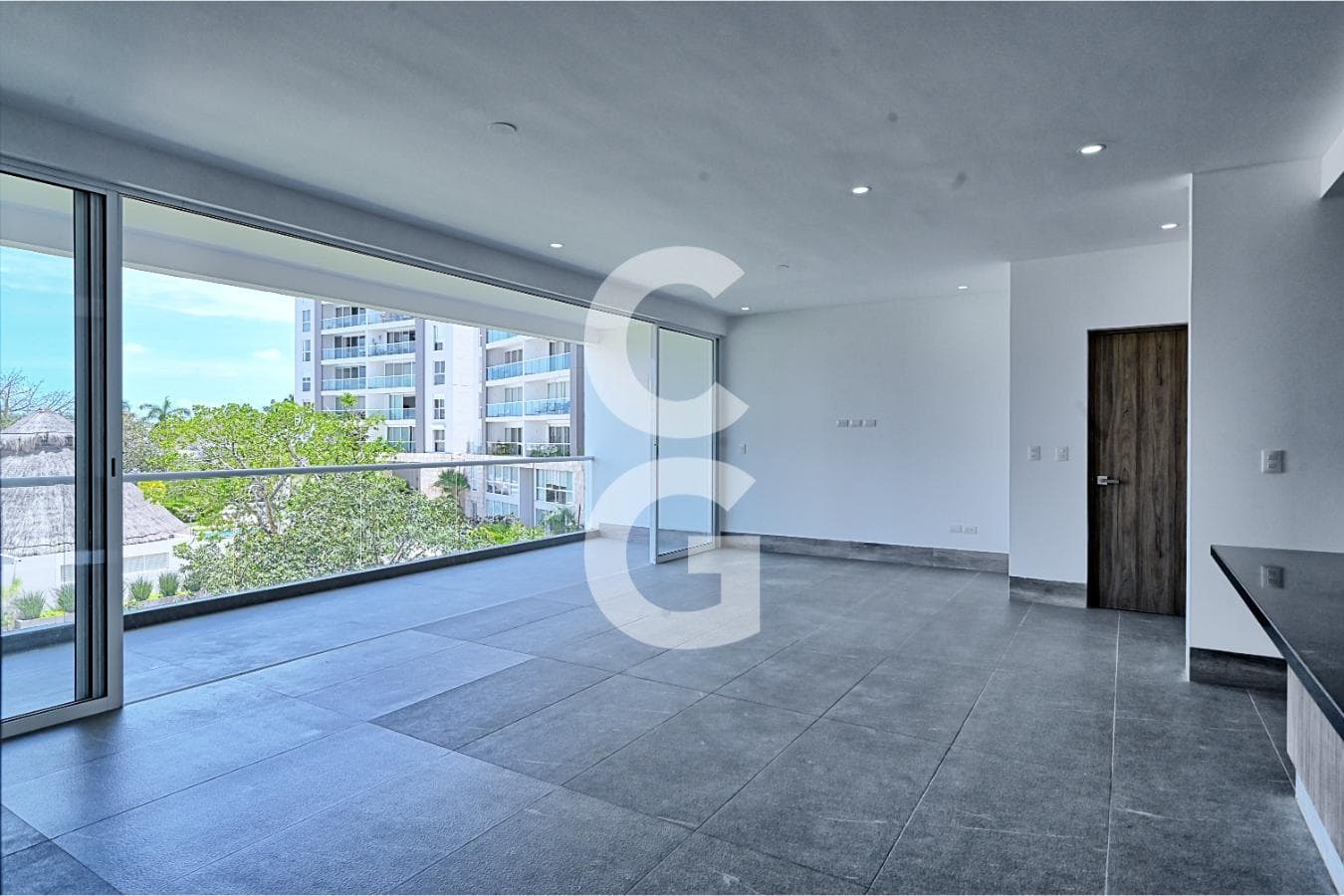 Apartment for Sale in Cancún in the Cumbres Altura Residential Complex with a Terrace
