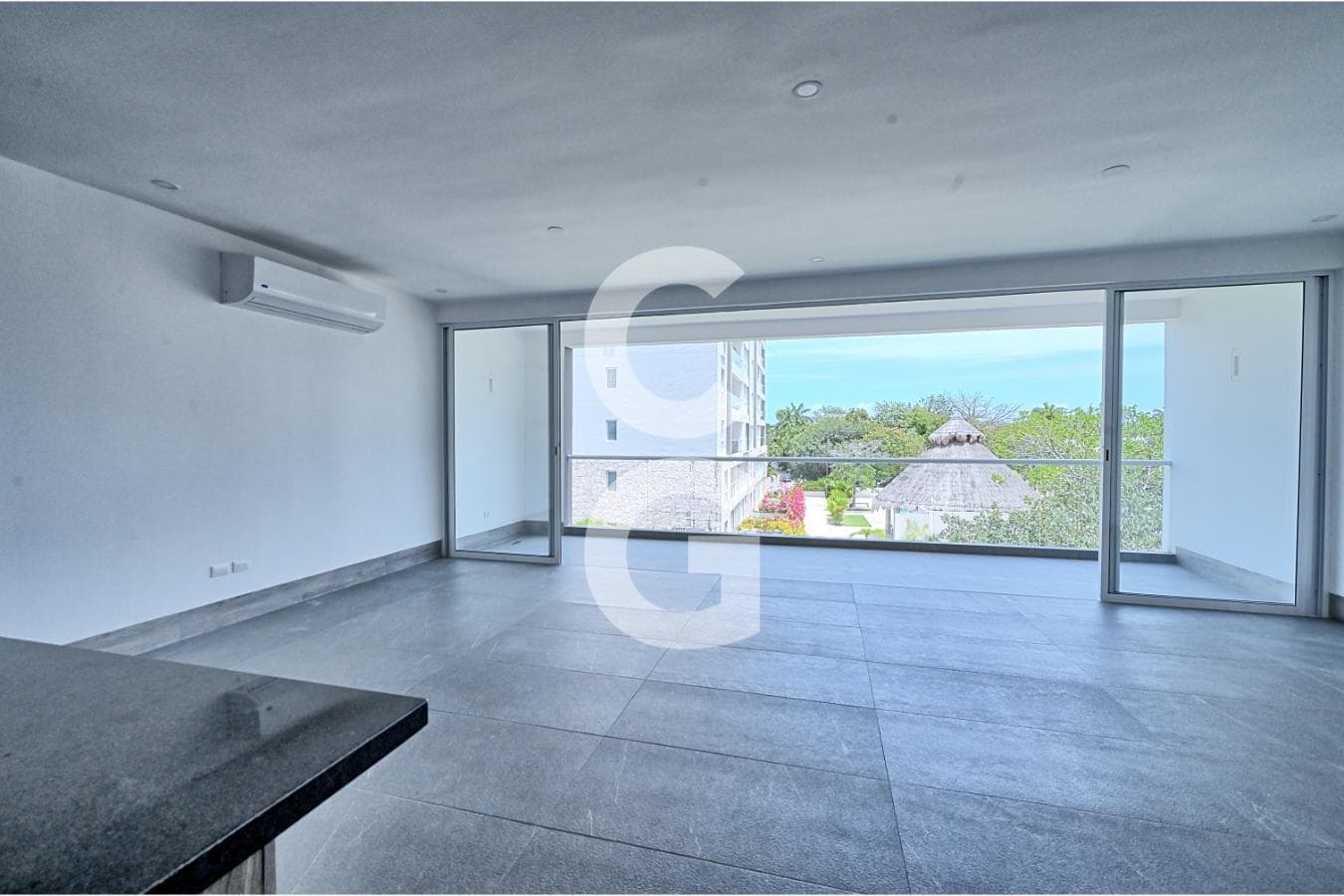 Apartment for Sale in Cancún in the Cumbres Altura Residential Complex with a Terrace