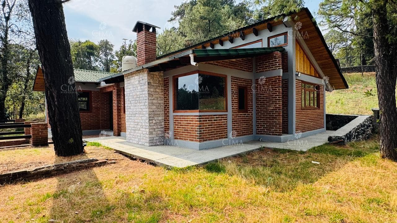 Casa en Fraccionamiento Real Monte Casino - V399