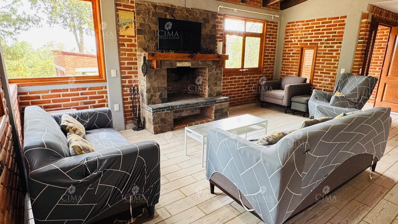 Casa en Fraccionamiento Real Monte Casino - V399
