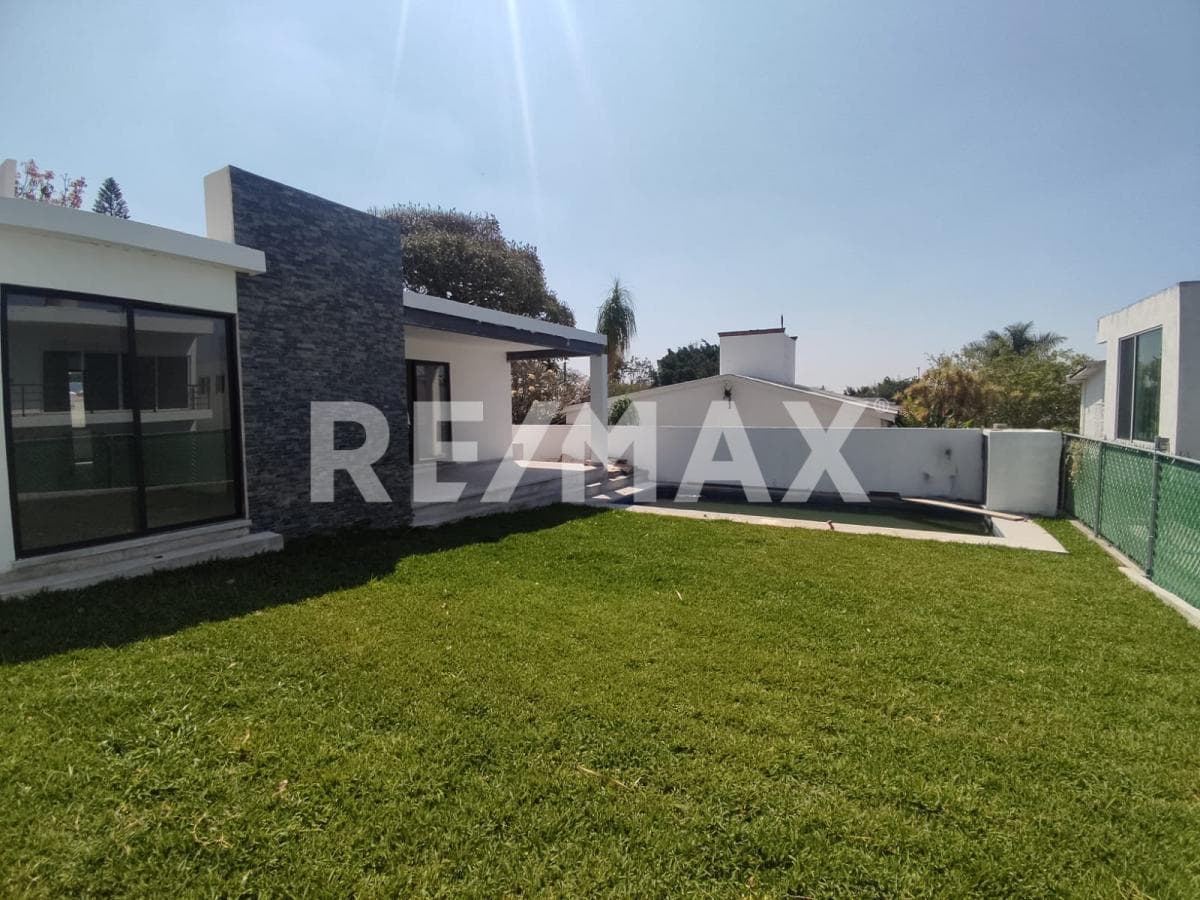 One-Story House for Sale in Morelos, Lomas de Cocoyoc