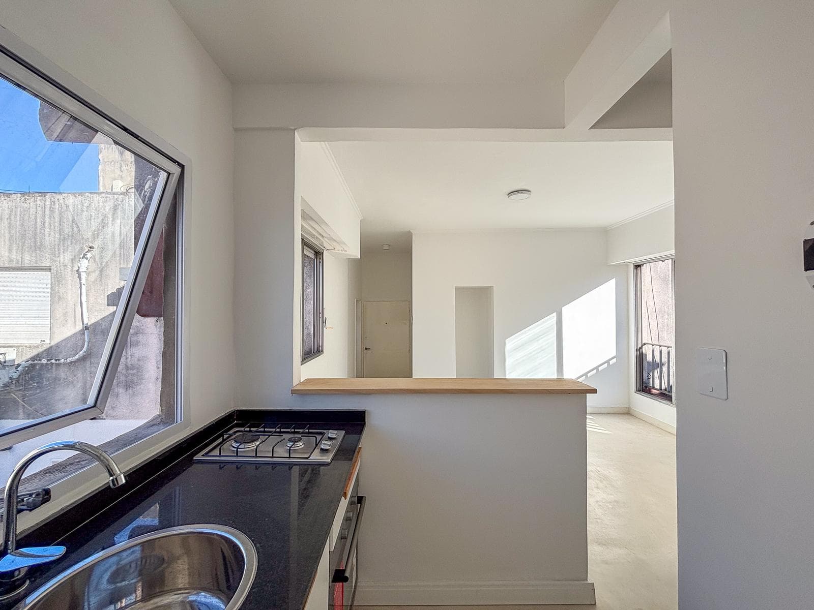 2-room apartment for sale in San Nicolás - Renovated - Very Bright - Qualifies for a Mortgage