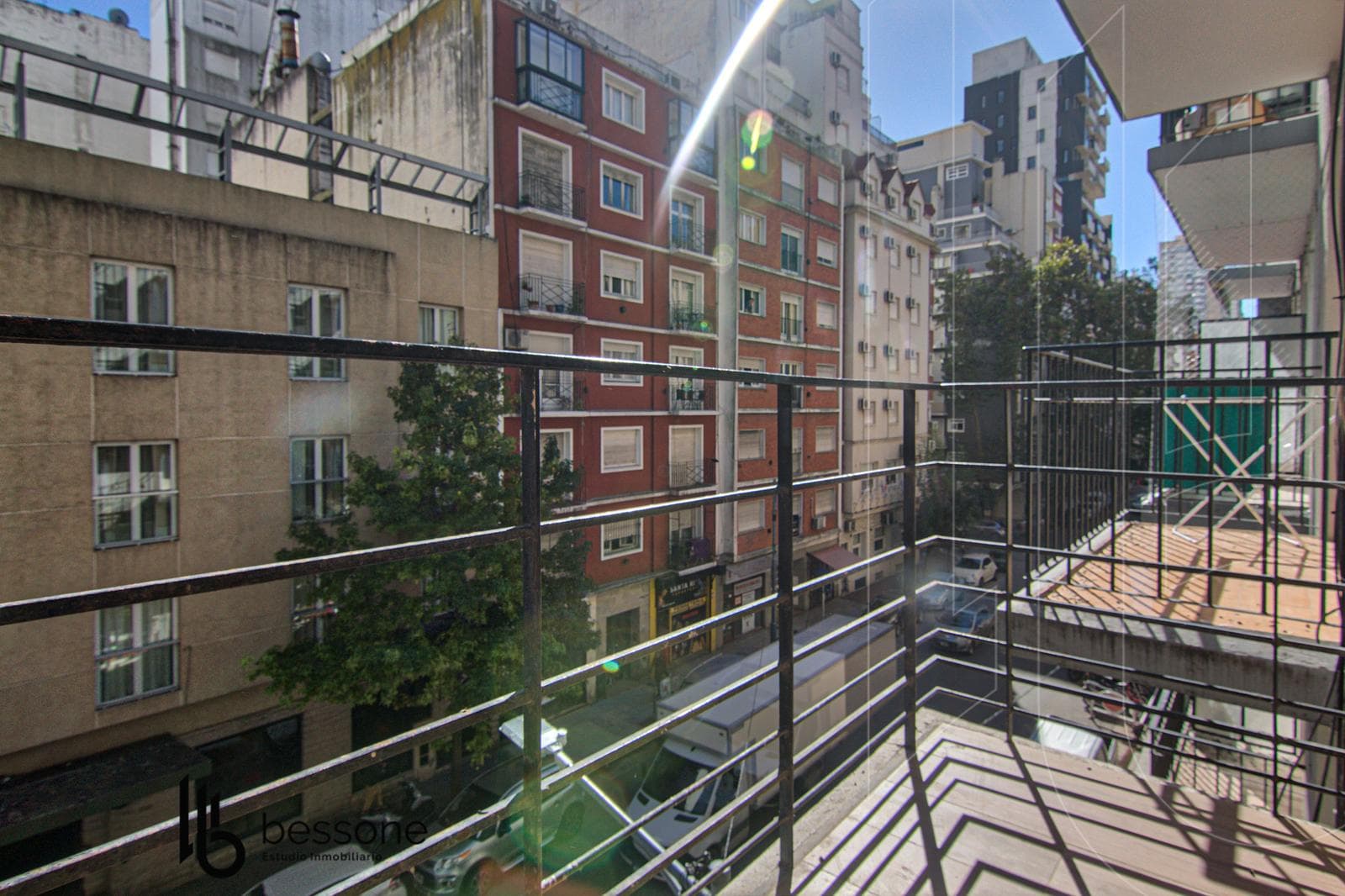 2-Room Furnished Apartment (Refurbished) in Plaza Colón