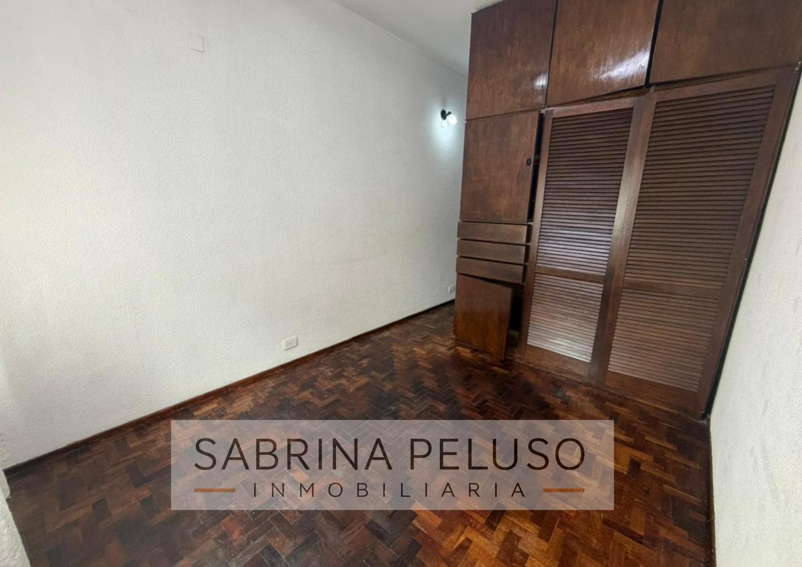 Studio Apartment for Sale in Downtown Castelar | Ideal for Professionals, Low Maintenance Fees