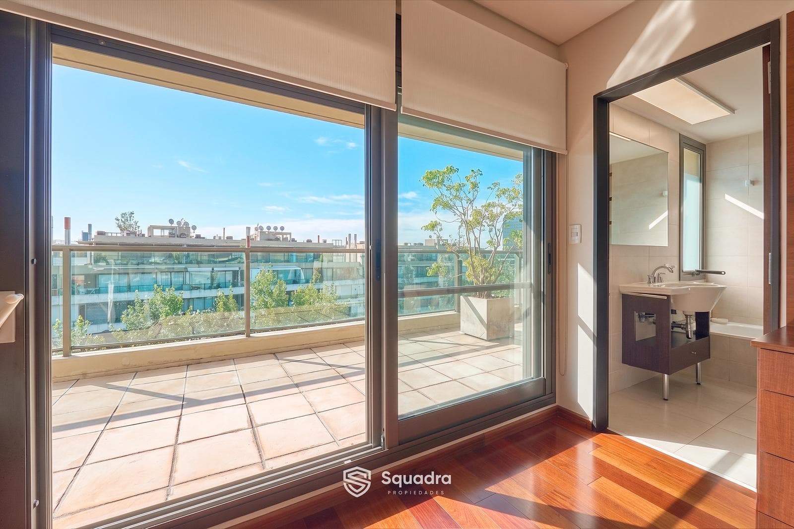 FOR SALE | TRADE - 3-bedroom duplex with a front balcony - Puerto Norte, Rosario - QUALIFIES FOR A MORTGAGE.