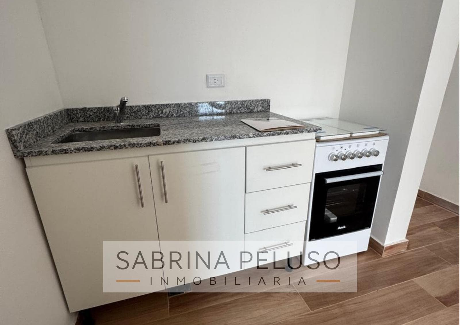 Apartment in Paso Del Rey