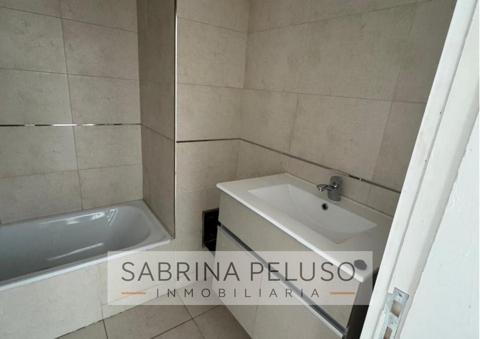 Apartment in Paso Del Rey