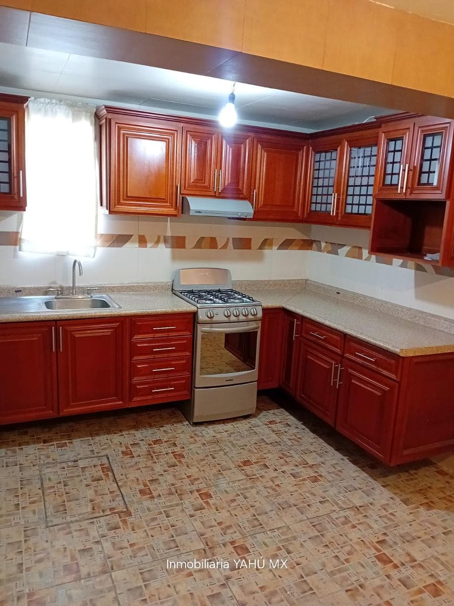 4-Bedroom House in Los Héroes, Tecámac