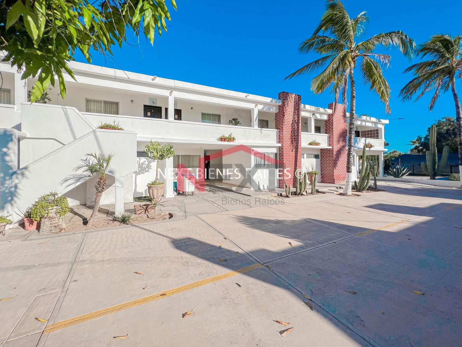 HOTEL FOR SALE IN KINO NUEVO