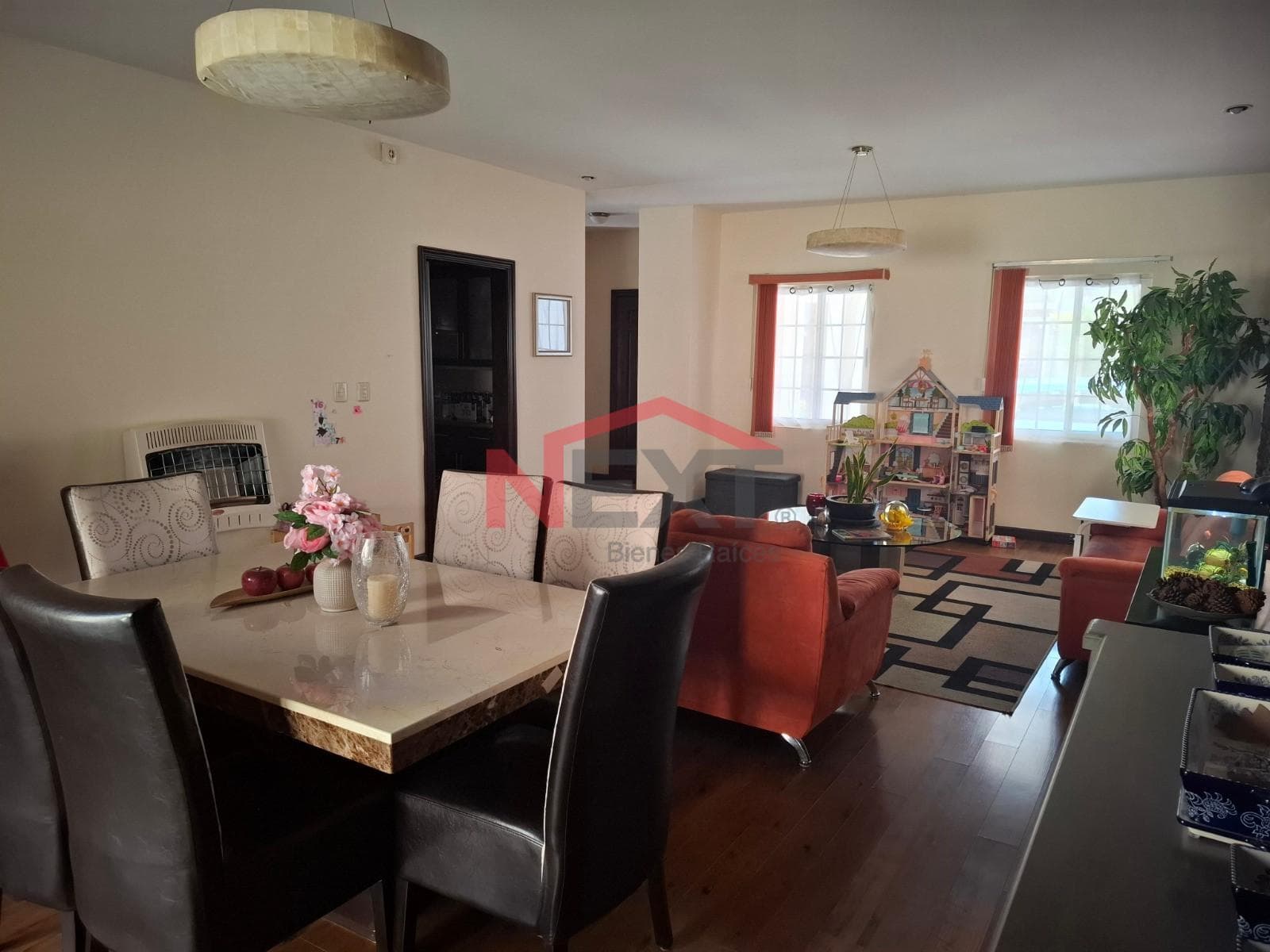 House for sale with a pool, sports court, garden, and palapa in the north