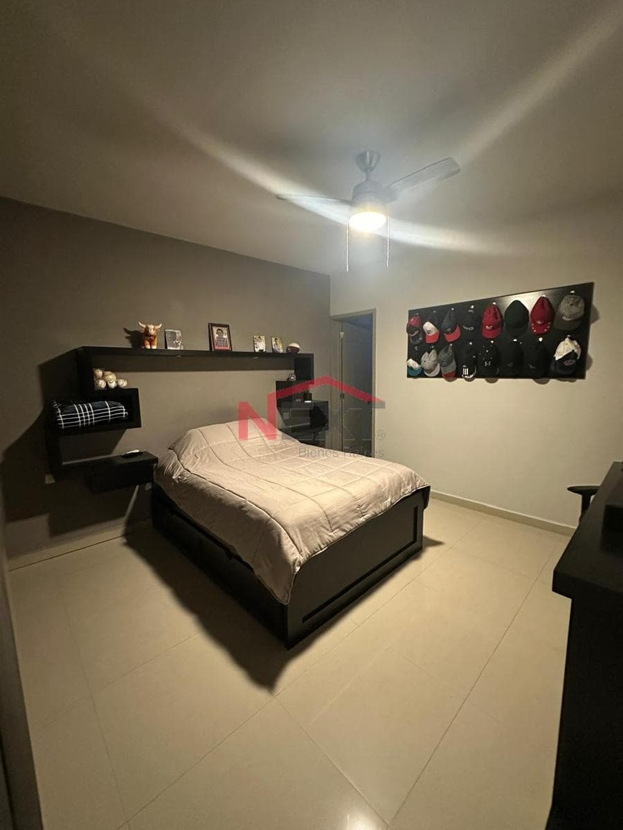 House for Sale in LOS SILLERES, 1st Floor, 3 Bedrooms
