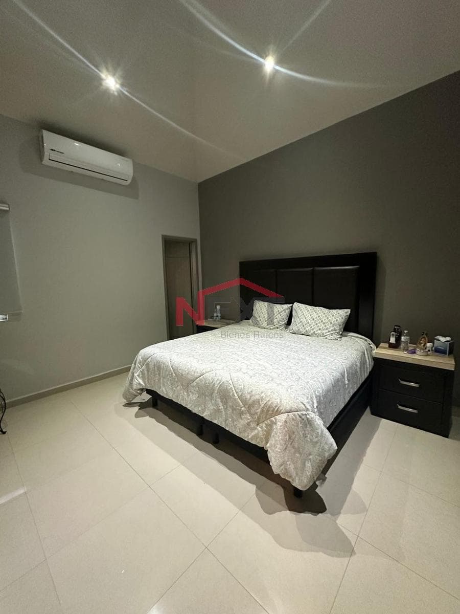 House for Sale in LOS SILLERES, 1st Floor, 3 Bedrooms
