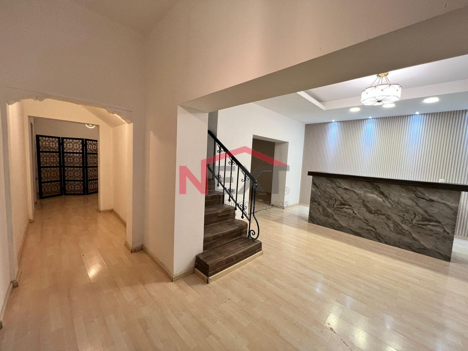 House for Rent in REPUBLICA Pte., ??Shopping District (6 parking spaces)