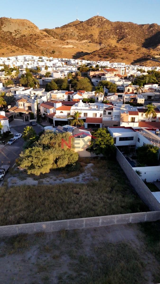 LAND FOR SALE IN LORETO RESIDENCIAL