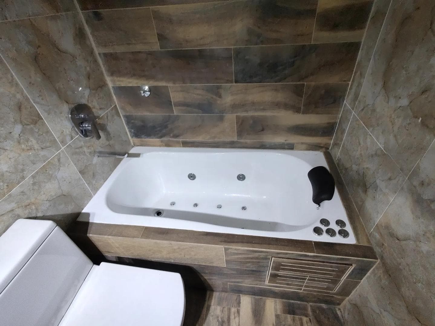 HOUSE FOR SALE IN MORÓN – EXCELLENT LOCATION – SPACIOUS ROOMS – GREAT OPPORTUNITY