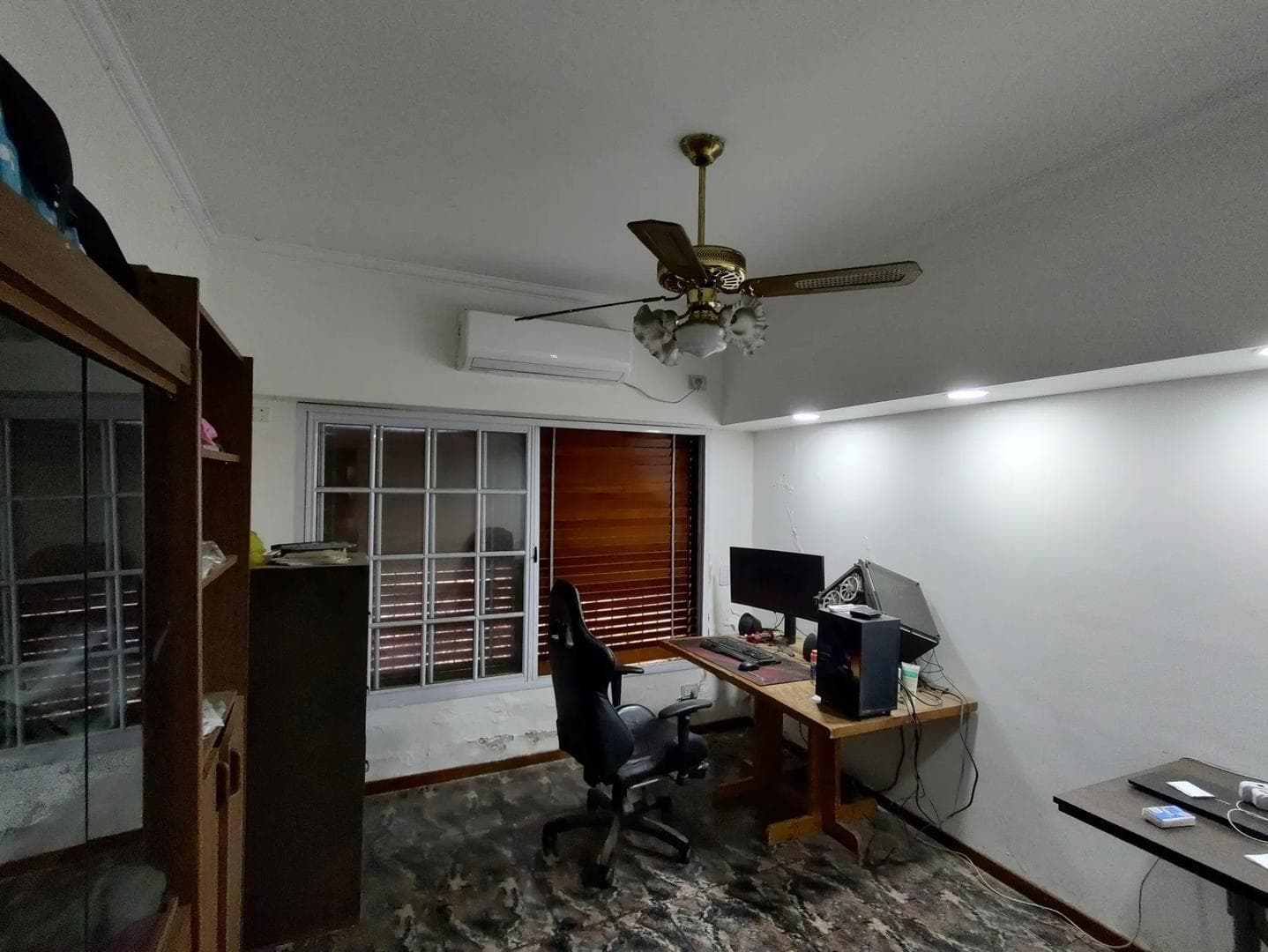 HOUSE FOR SALE IN MORÓN – EXCELLENT LOCATION – SPACIOUS ROOMS – GREAT OPPORTUNITY
