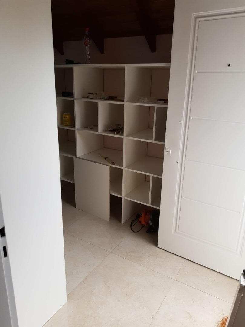 HOUSE FOR SALE IN MORÓN – EXCELLENT LOCATION – SPACIOUS ROOMS – GREAT OPPORTUNITY