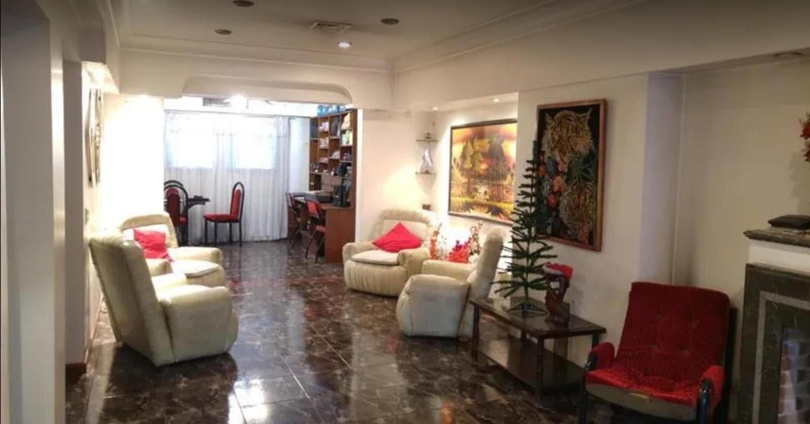 HOUSE FOR SALE IN MORÓN – EXCELLENT LOCATION – SPACIOUS ROOMS – GREAT OPPORTUNITY