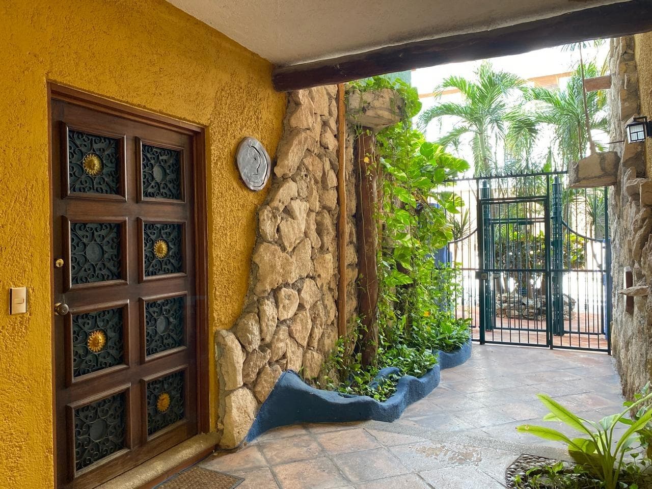 3-Bedroom Apartment for Sale in Hacienda del Carmen | Just Steps from 5th Avenue