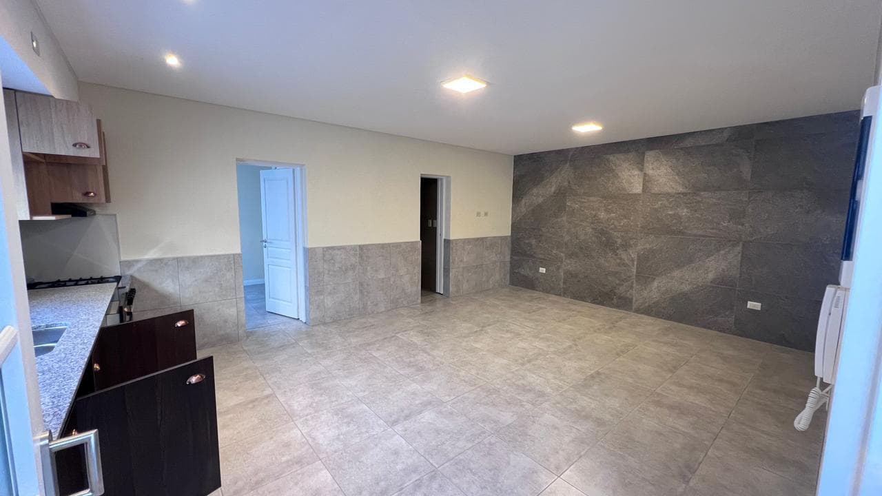 3-room duplex for sale in Lomas de Zamora