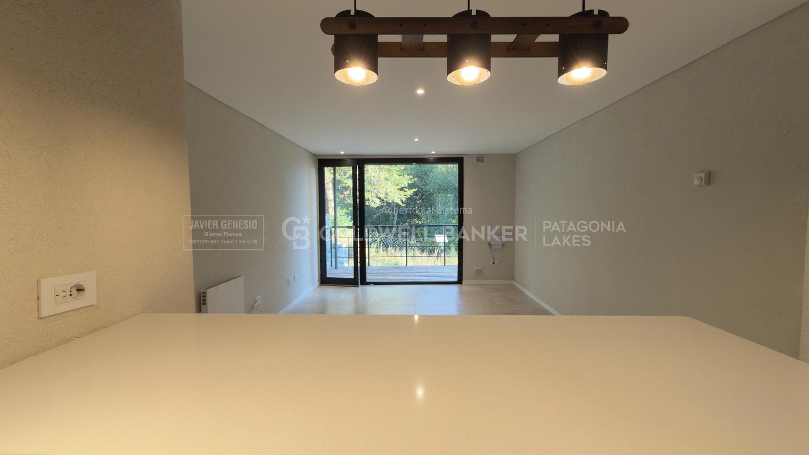 FOR SALE: Apartment with a garden and a view of the mountains · 2 rooms · El Mercado · Villa La Angostura