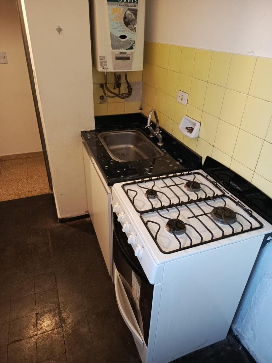 2-Bedroom Apartment in the Alberdi Neighborhood, Available for Rent