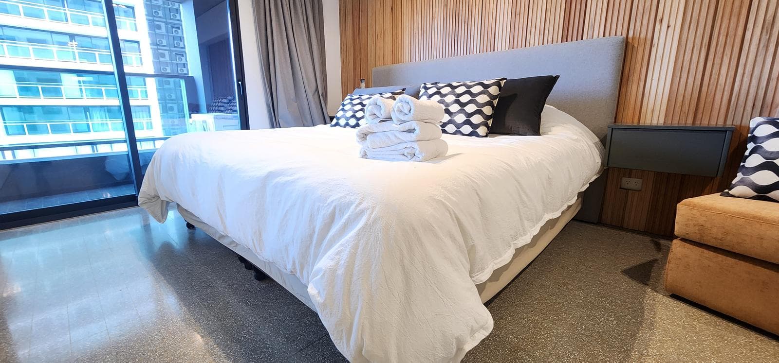 2-Room Apartment for Short-Term Rent: Furnished and Fully Equipped—Daily, Weekly, or Monthly