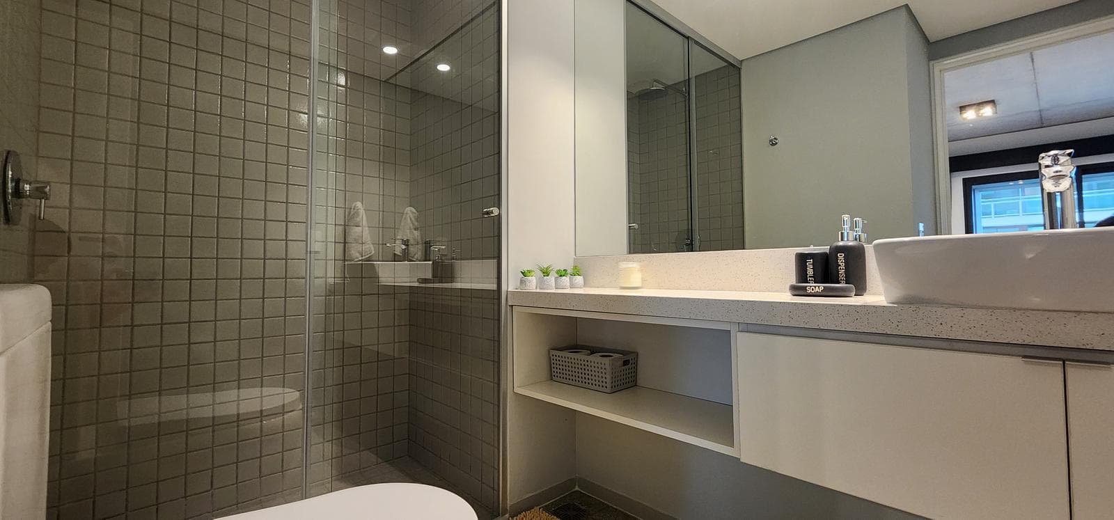 2-Room Apartment for Short-Term Rent: Furnished and Fully Equipped—Daily, Weekly, or Monthly