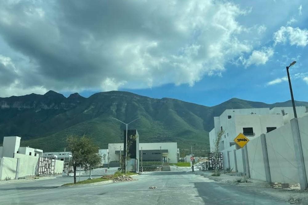 Land for Sale in the Privado Subdivision
