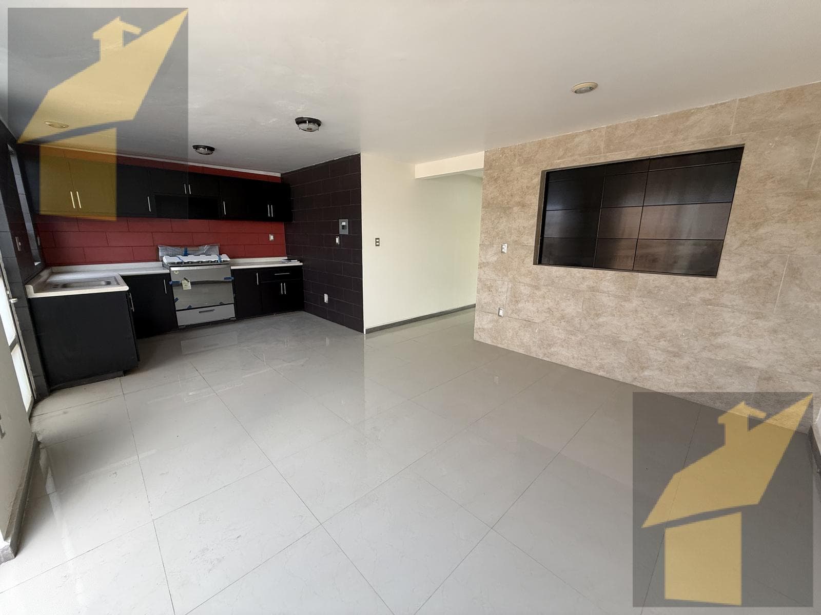 House for Sale in Hacienda San José, Toluca