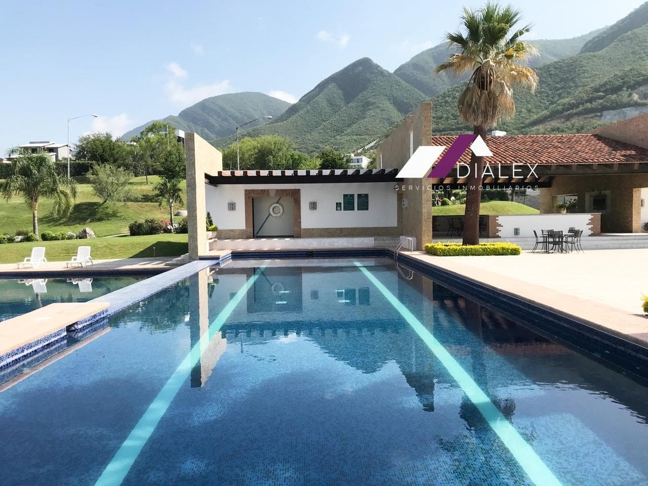 House for SALE in the Santa Isabel Subdivision - NATIONAL HIGHWAY - Southern Monterrey, 415 m2