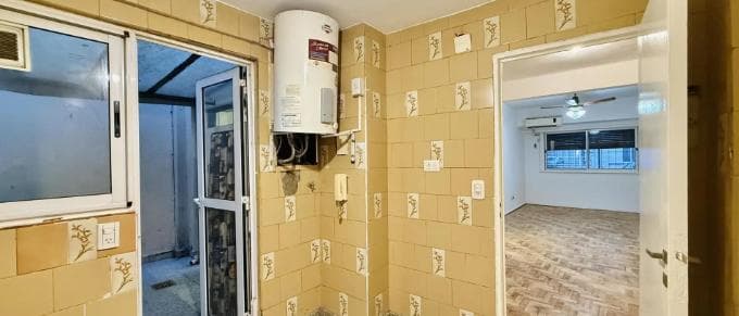 3-Room Apartment with Patio for Sale in Villa Crespo | Qualifies for a Mortgage