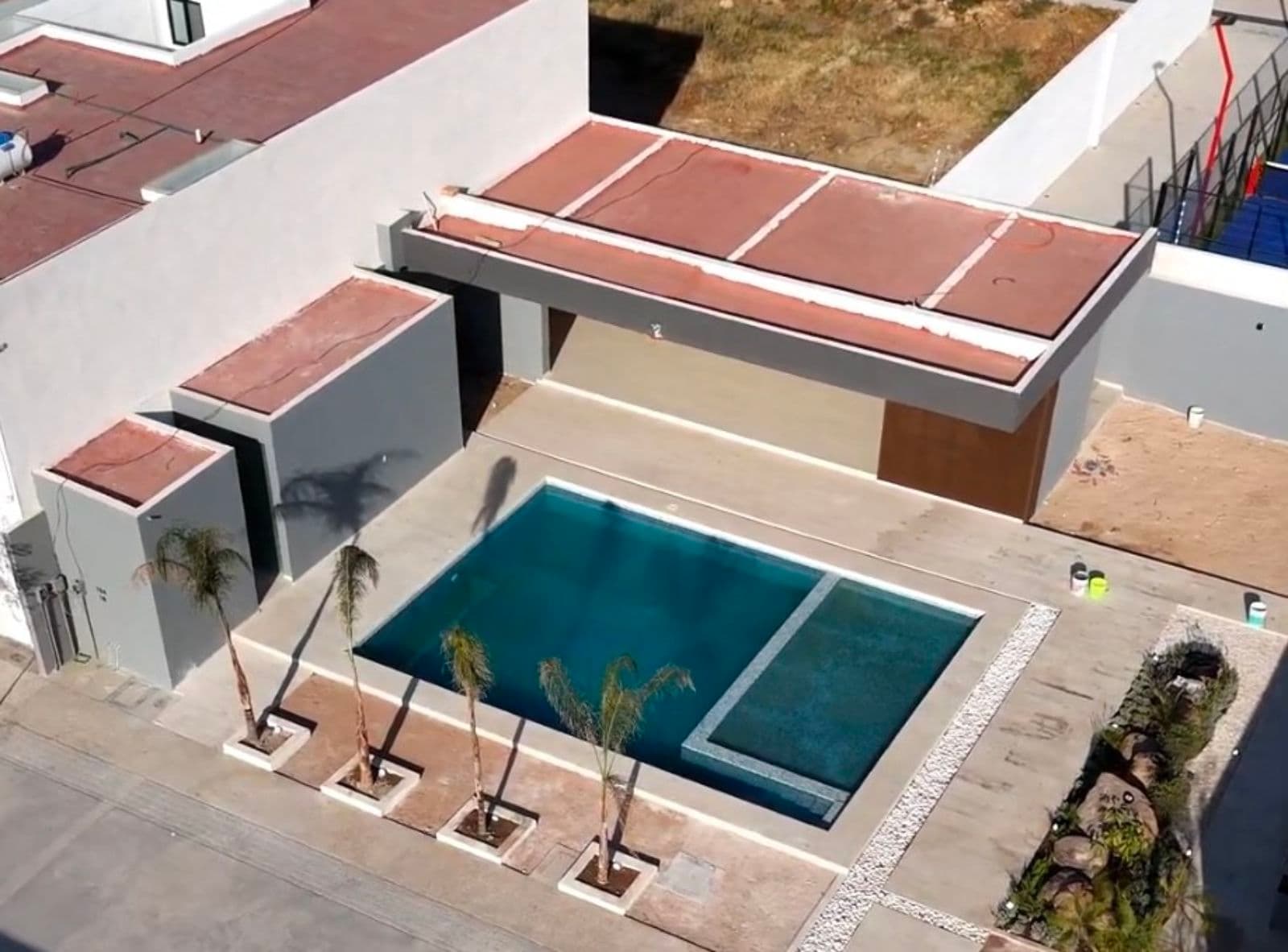 House in a condominium complex - Arroyo El Molino Subdivision
