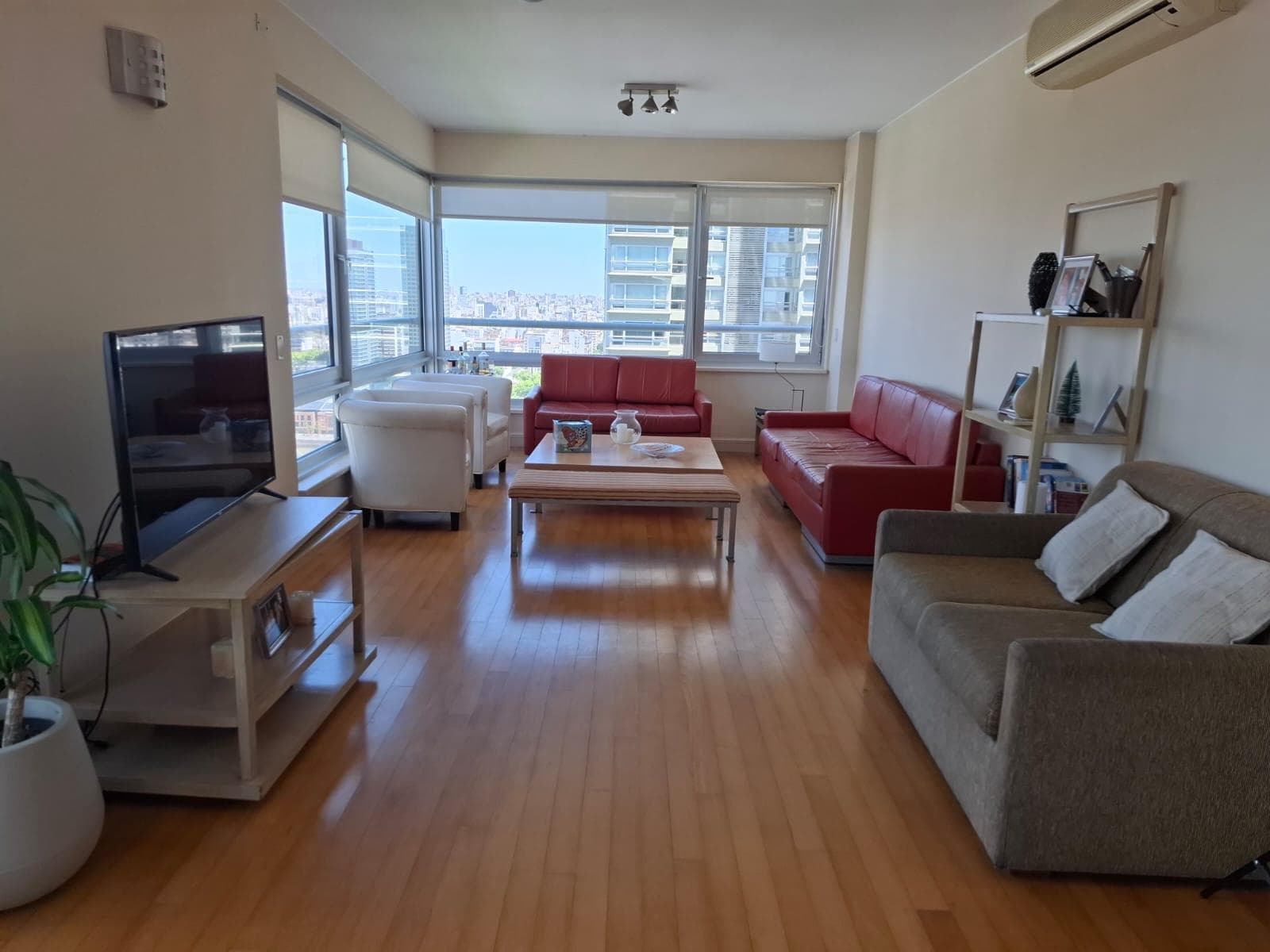 Apartment for sale in Puerto Madero with a garage and storage unit