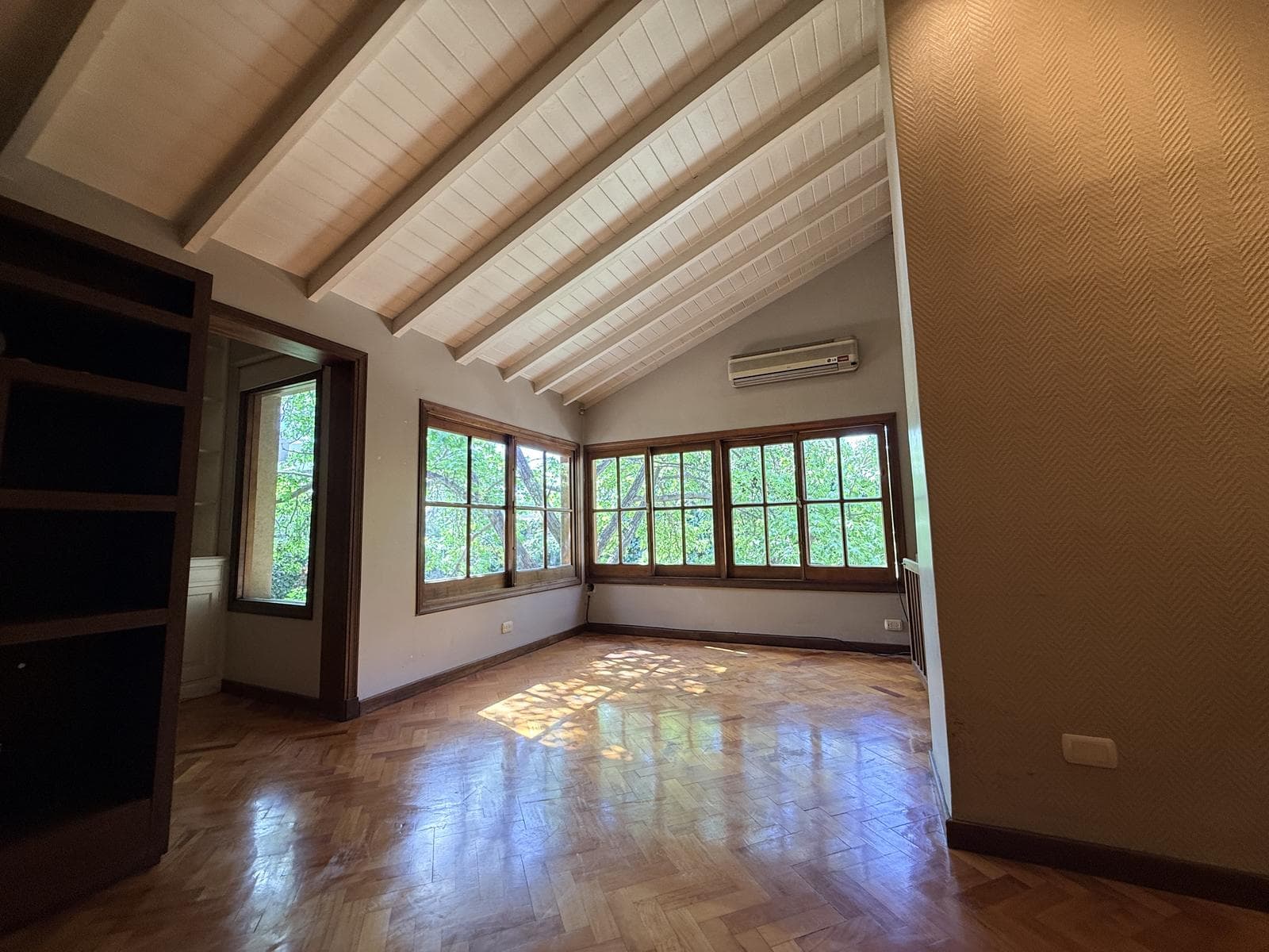House in the Arizu Neighborhood, Godoy Cruz, Mendoza