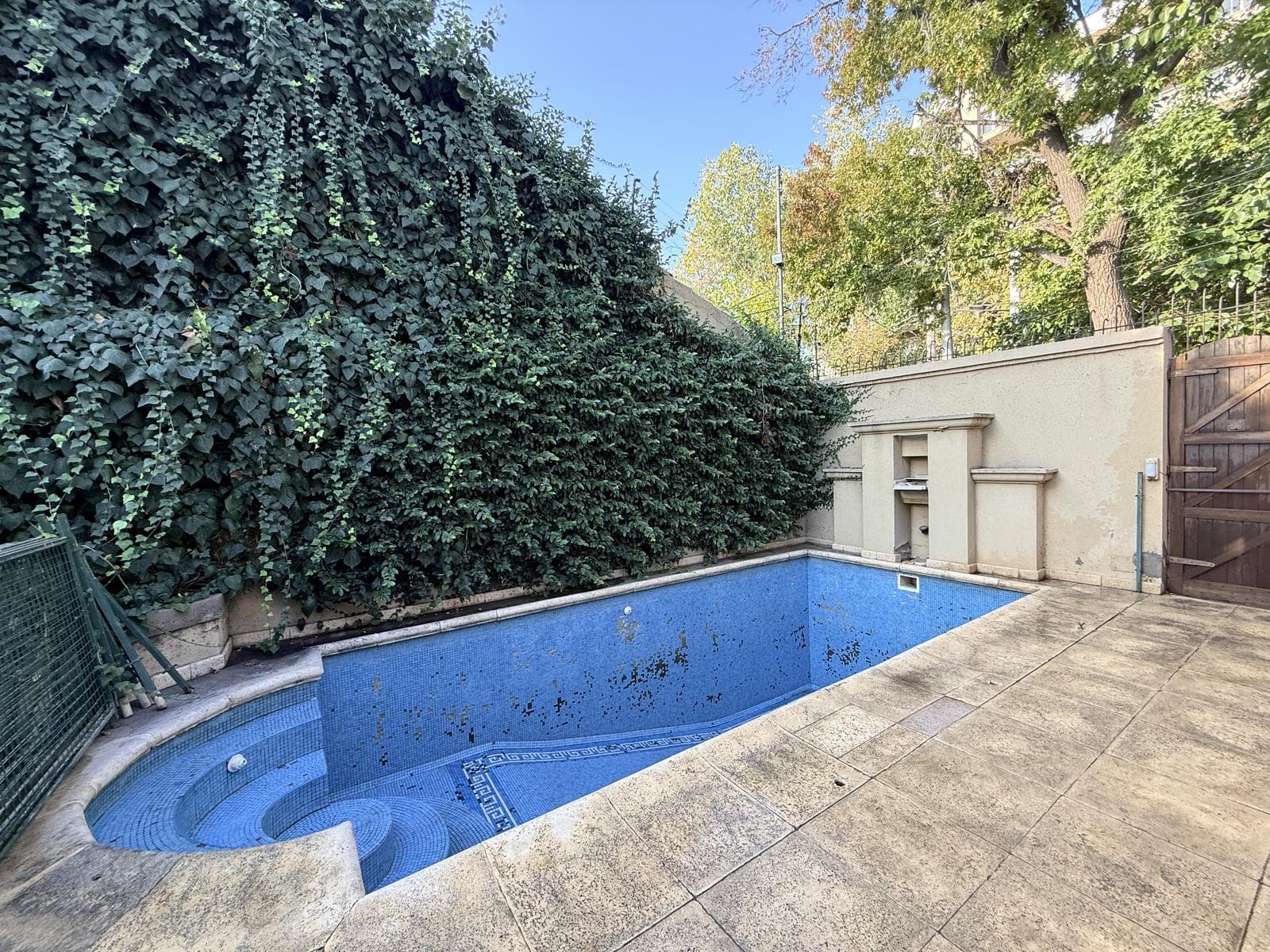 House in the Arizu Neighborhood, Godoy Cruz, Mendoza