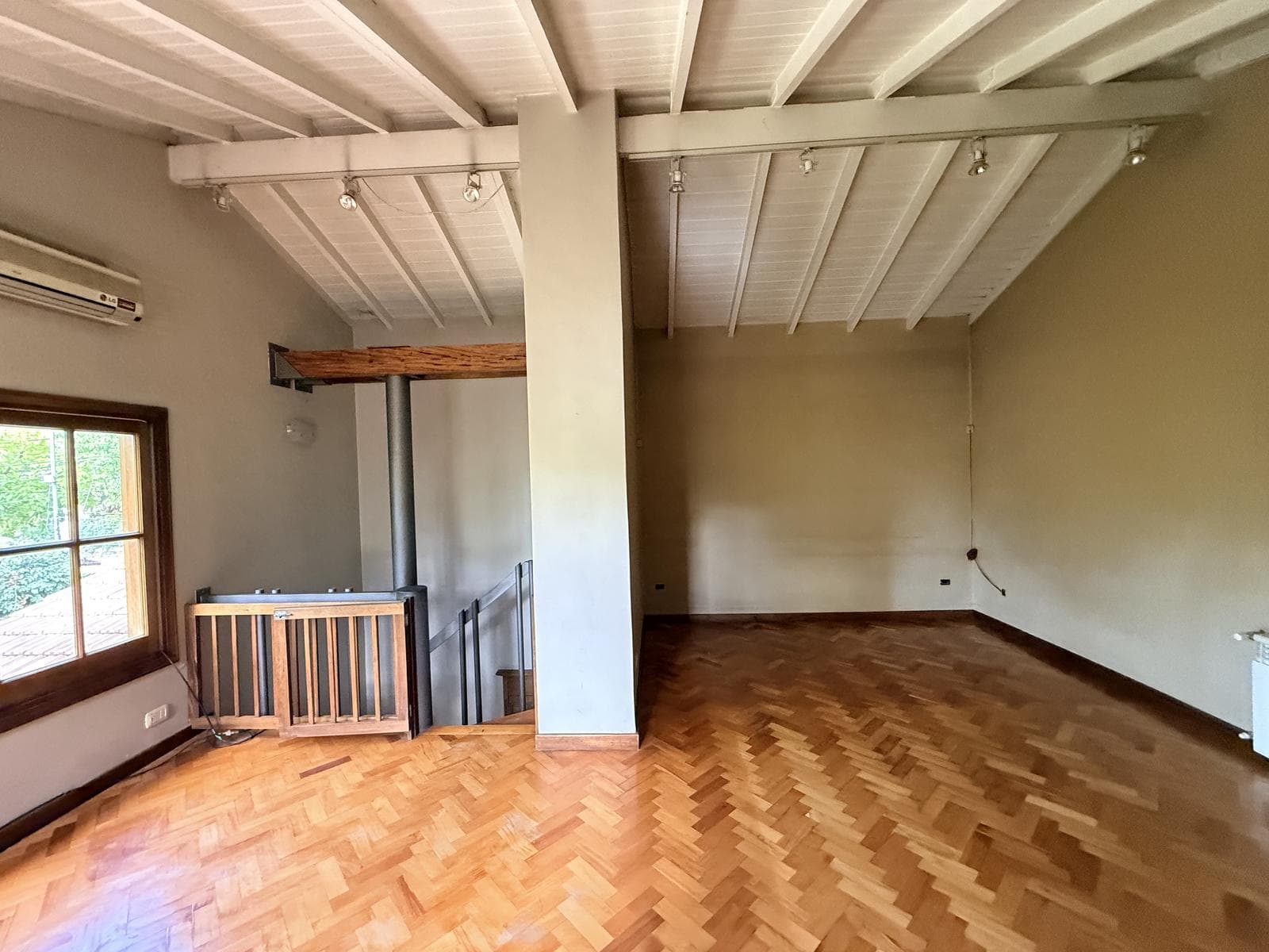 House in the Arizu Neighborhood, Godoy Cruz, Mendoza
