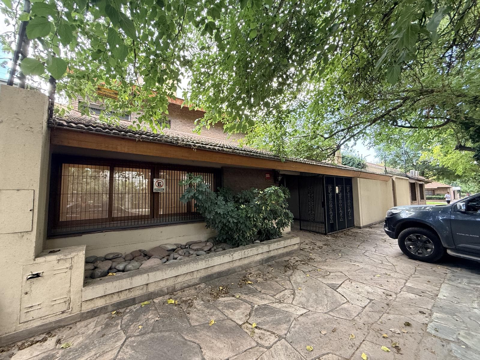House in the Arizu Neighborhood, Godoy Cruz, Mendoza