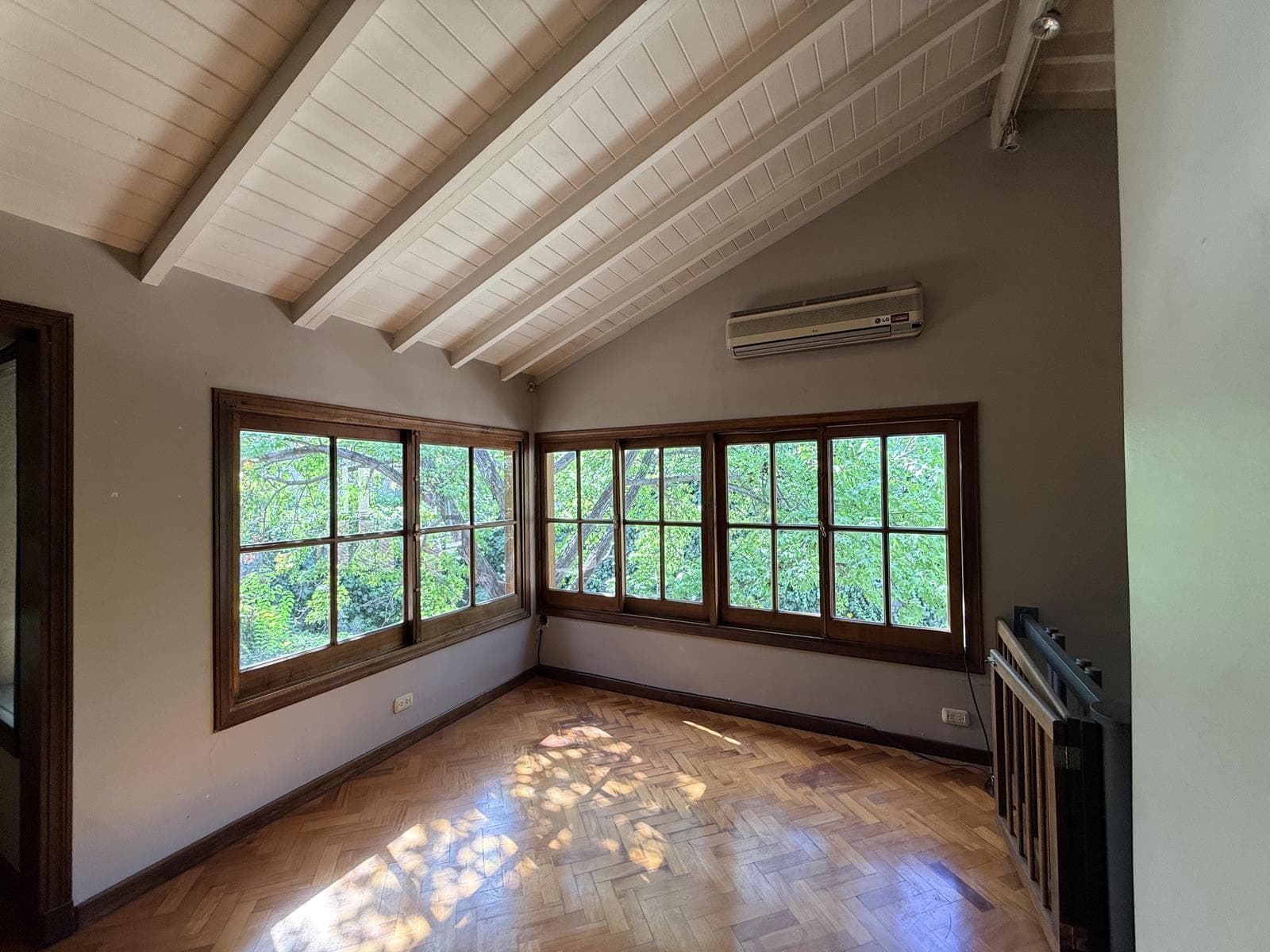 House in the Arizu Neighborhood, Godoy Cruz, Mendoza