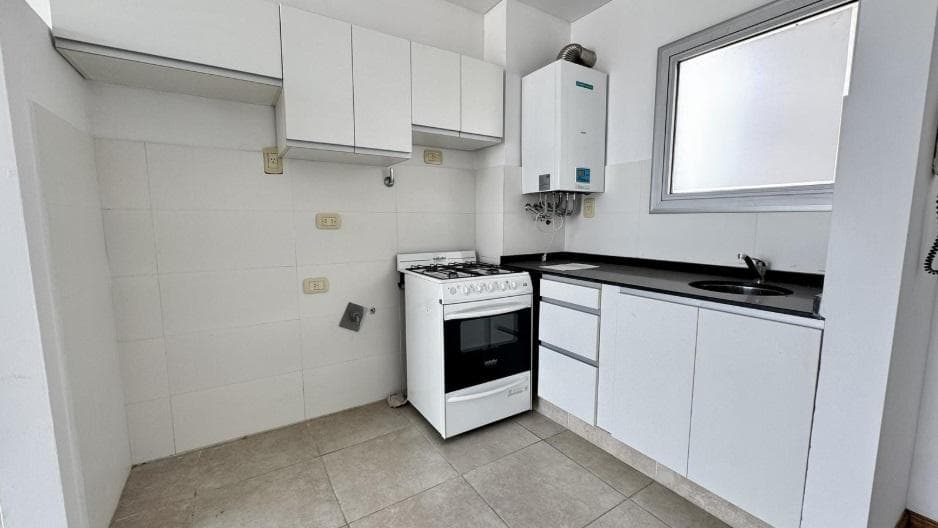 Studio Apartment for Sale with Patio. Downtown Rio