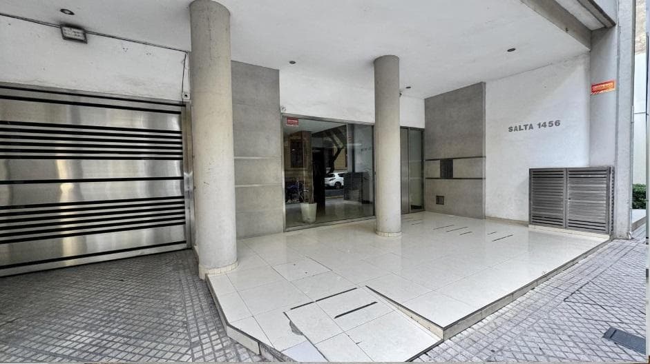 Studio Apartment for Sale with Patio. Downtown Rio