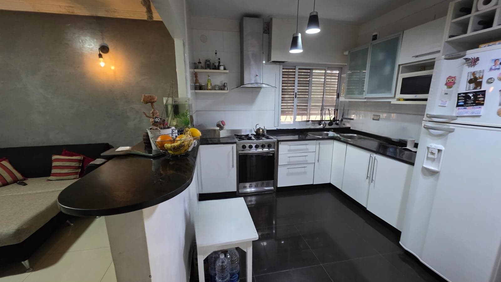 Casa en Temperley Este venta 4 ambientes