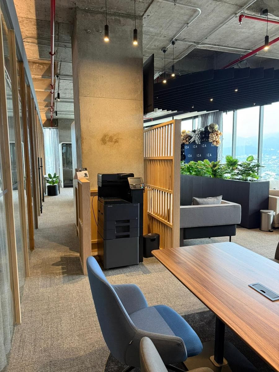 FULLY EQUIPPED OFFICE FOR RENT