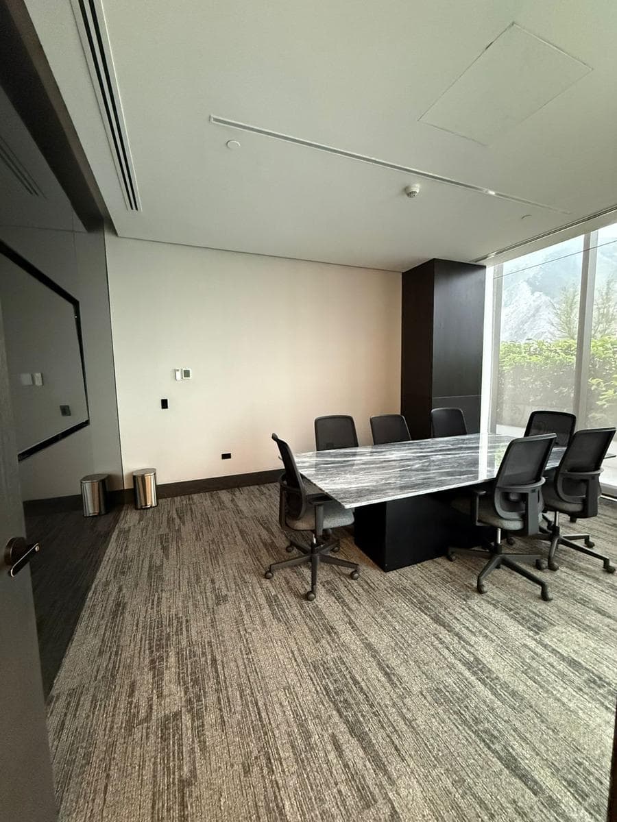 OFFICE IN SANTA MARÍA